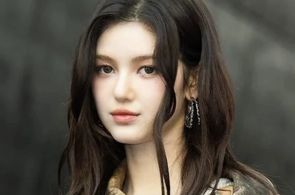 Danielle’s NewJeans Exit Triggers Reports of 108 Billion Won (80 Million USD) Contract Penalty - SukaKpop.com - Kpop and Korean Drama Top News