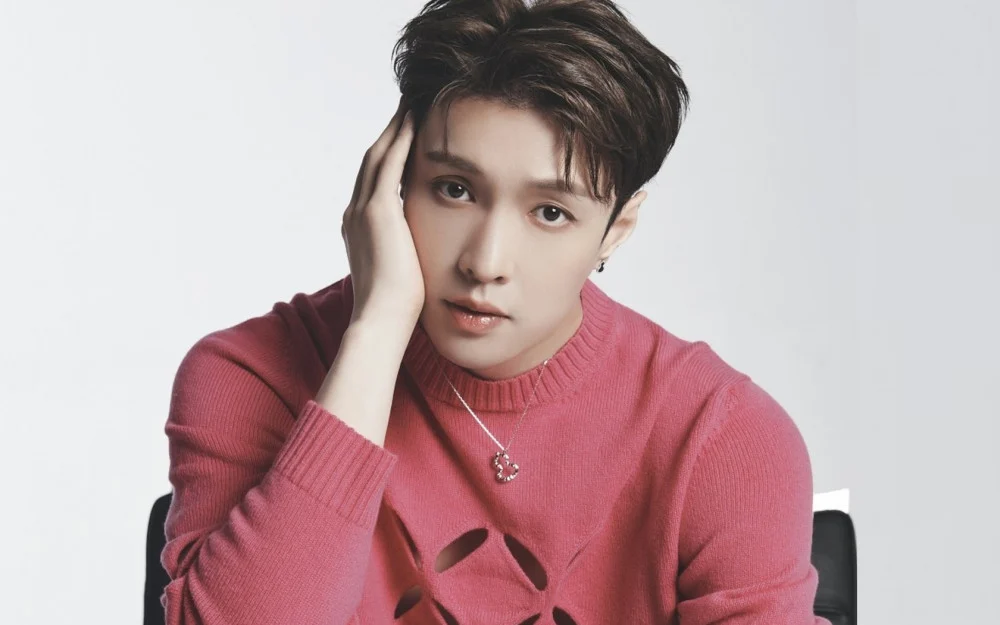 EXO's Lay Apologizes for Missing Fan Meeting, Explains Official Schedule in China - SukaKpop.com - Kpop and Korean Drama Top News