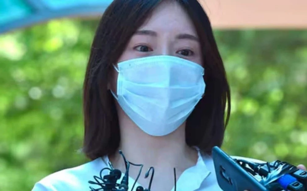 Hwang Ha Na Arrested on Drug Charges After Overseas Flight, Cites Responsibility for Child - SukaKpop.com - Kpop and Korean Drama Top News