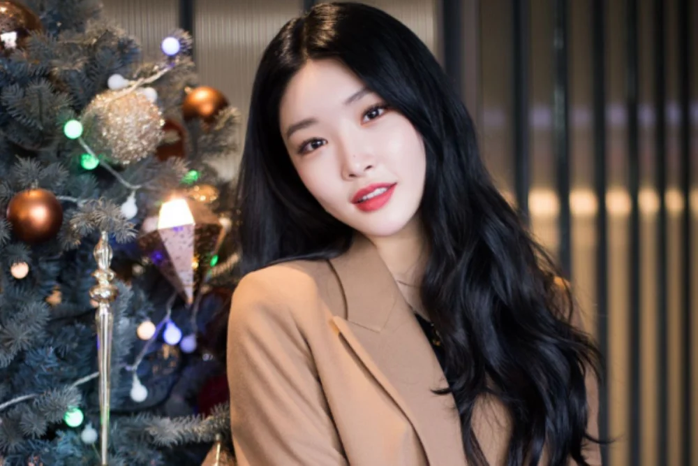 Shinhwa’s Lee Minwoo Celebrates a Meaningful Christmas After Marriage - SukaKpop.com - Kpop and Korean Drama Top News